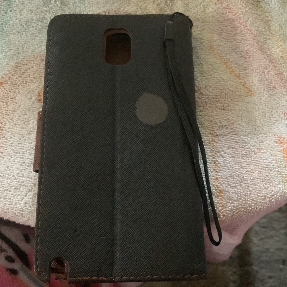 Phone case - Picture 4 of 4